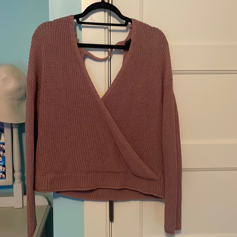 Criss Cross sweater, open back